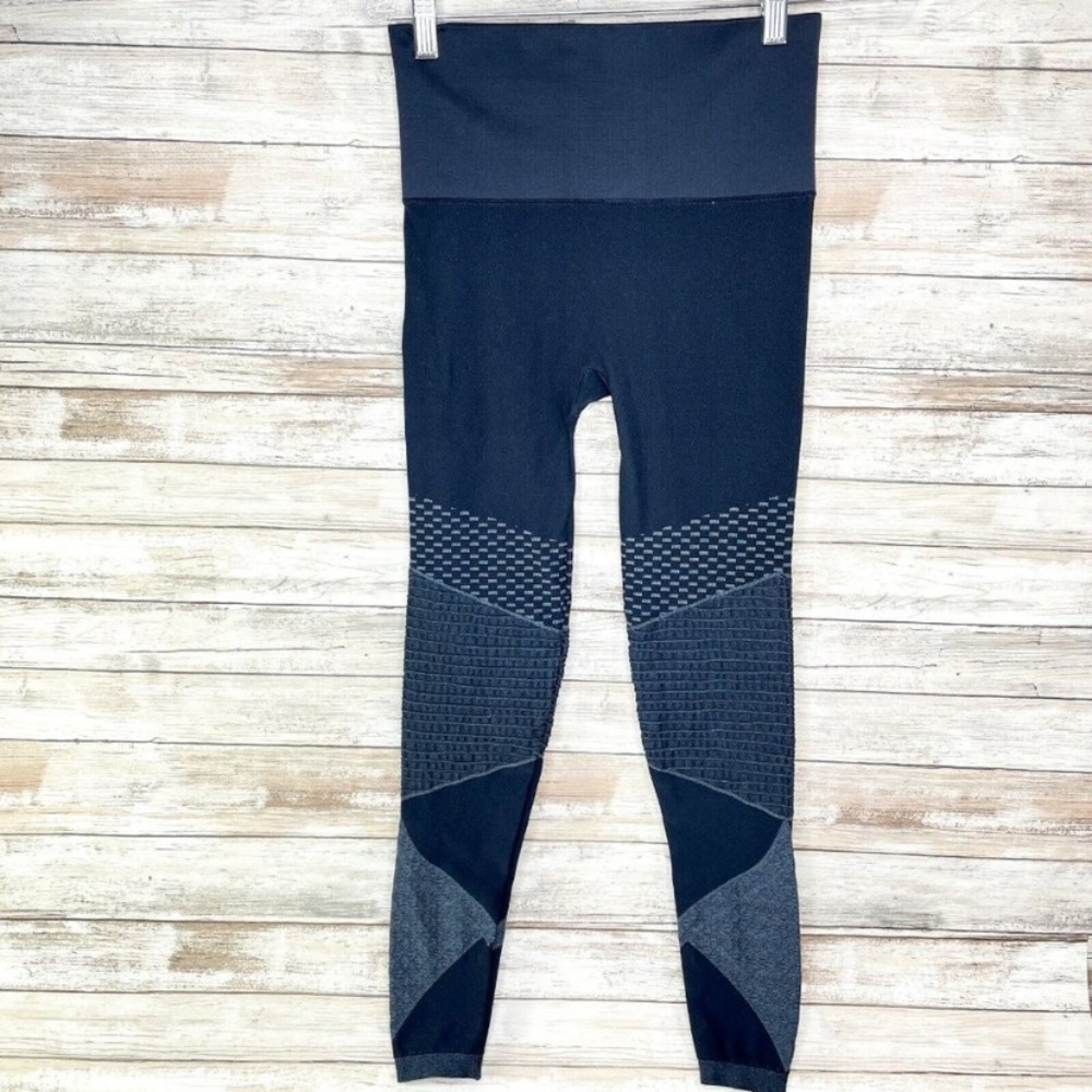 SPANX look at me now leggings size Medium